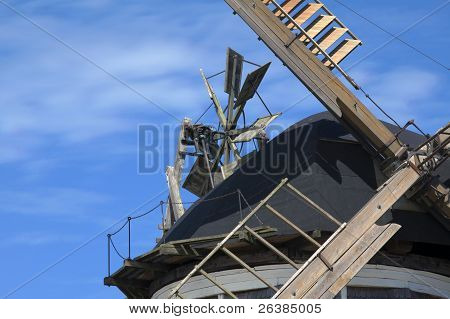 Vecchio mulino a vento