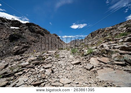 Very Rocky Trail Of Scree And Talus Rocks Along The 20 Lakes Basin Loop Trail In California Eastern 