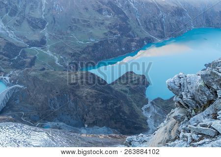 Autumn Hike To Grosses Wiesbachhorn In Glocknergruppe  Hohe Tauern In Austria