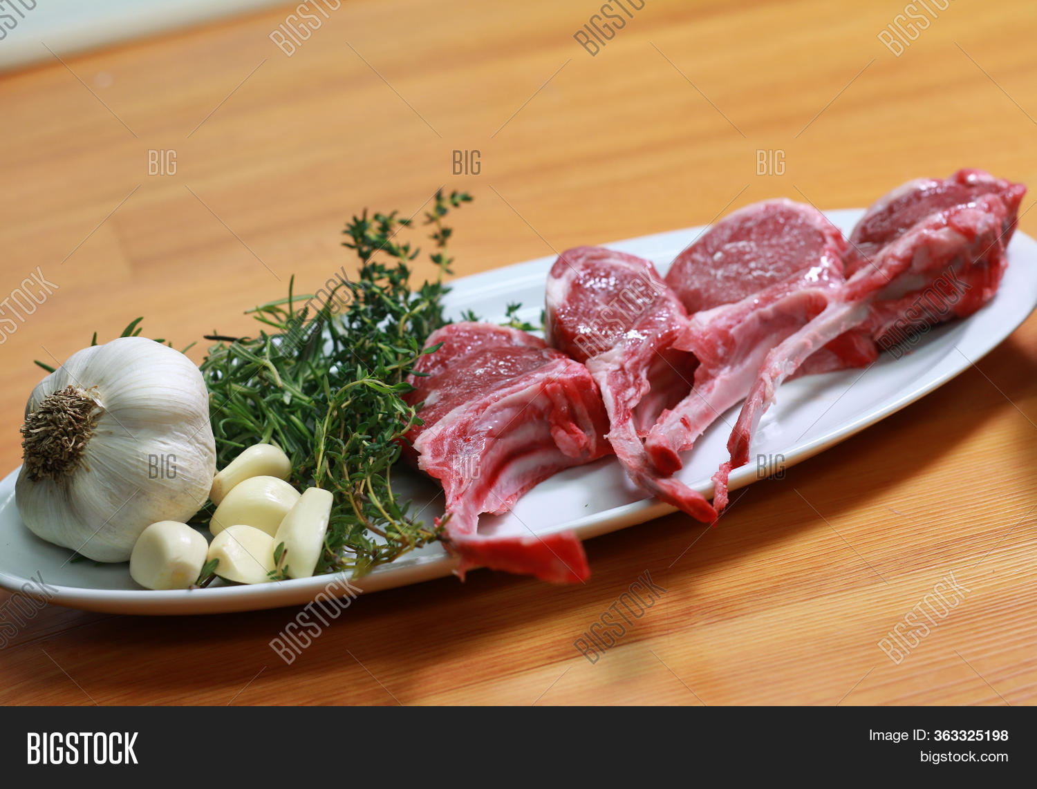 Raw Beef Bone Rib-eye Image & Photo (Free Trial) | Bigstock