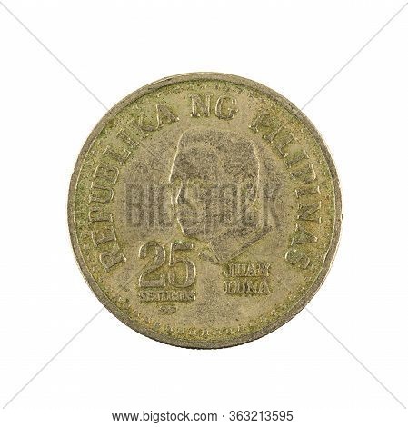 25 Philippine Sentimo Coin (1982) Reverse Isolated On White Background