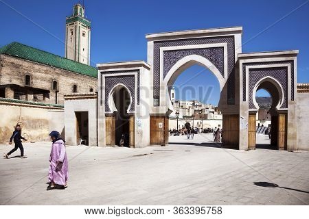 Fez-morocco: April 25, 2014: One Of The Entrance Doors To The Old City Of Fez