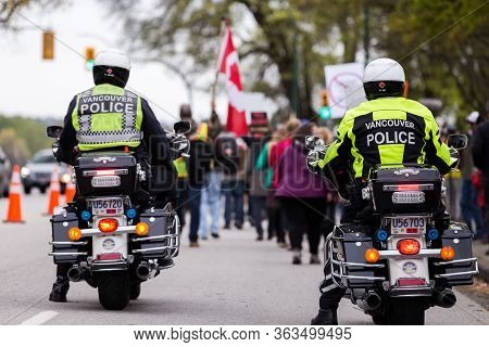 Downtown Vancouver, Bc, Canada - Apr 26, 2020: Anti Lockdown Protesters March In Defiance Of The Gov