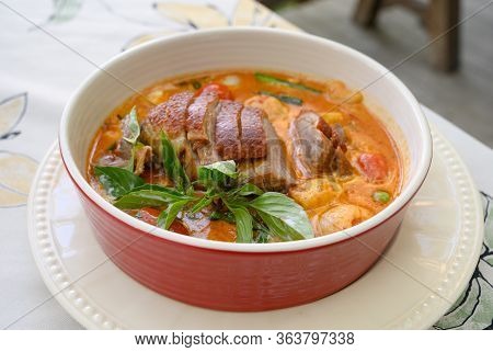Kaeng Pled Ped Yang (roasted Duck In Red Curry With Tomato,pineapple,lychee Prepared In Coconut Milk