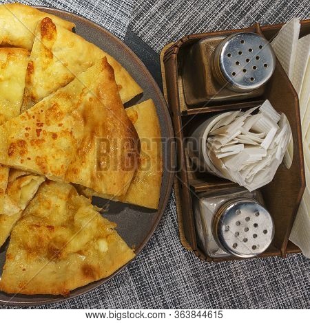 Georgian Dish - Megrelian Khachapuri. As A Filling, Young Imeritin Cheese Is Used. The Salt And Pepe
