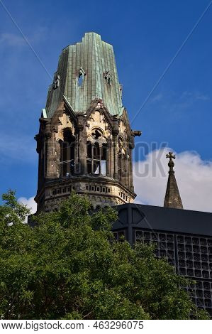 Kaiser Wilhelm Gedachtniskirche In Breitscheidplatz In Berlin