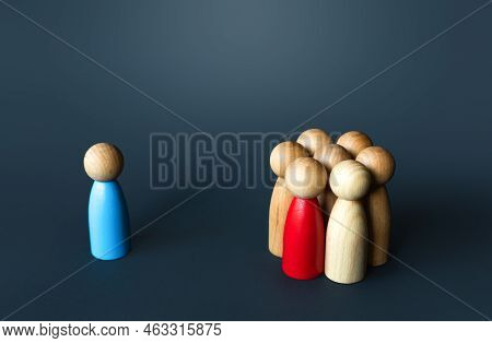 Regain Trust. Seek For Support. The Opponent Brought People To His Side. Influence And Control. Luri