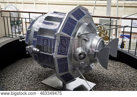 06.17.2022 Russia Moscow Vdnh Pavilion Cosmos Luna-3 Soviet Automatic Interplanetary Station For The