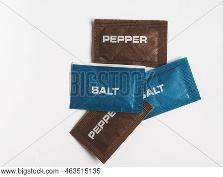 Single Dose Salt And Pepper Sachet