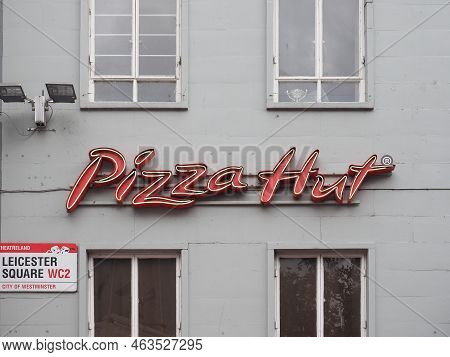Pizza Hut Shopfront In London