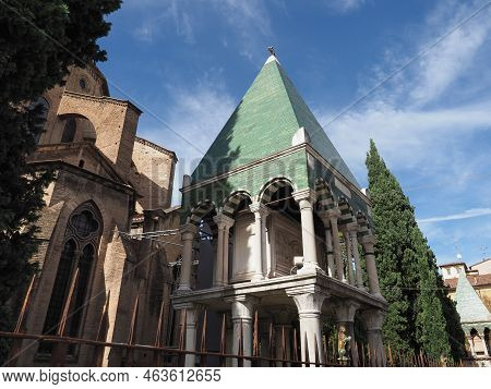 Sepolcri Dei Glossatori Graves At San Francesco Transl. St Franc