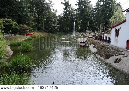 Amersfoort, The Netherlands - August 20, 2022: Beautiful View Of Canal In Dierenpark