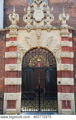 Gate To Athenaeum Illustre Of Amsterdam, Part Of Historic University Of Amsterdam.