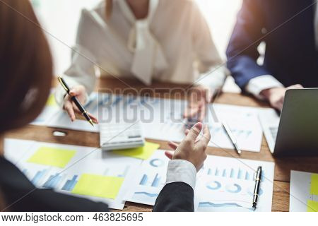 Financial, Brainstorming, Consulting, Data Analysis, Planning, Marketing And Accounting, Economist P