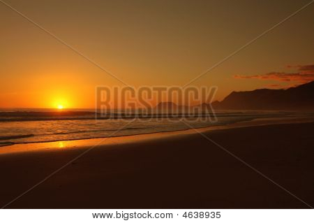 Nascer do sol na praia