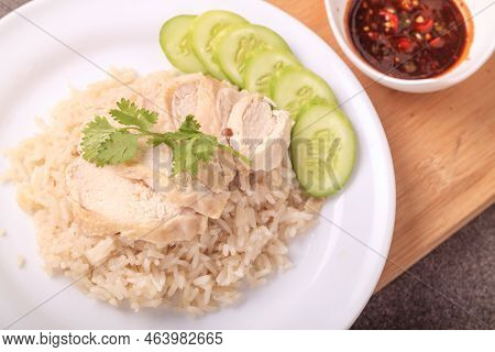 Steamed Chicken And Rice Steamed With Chicken Soup,this Thai Food Is Called 