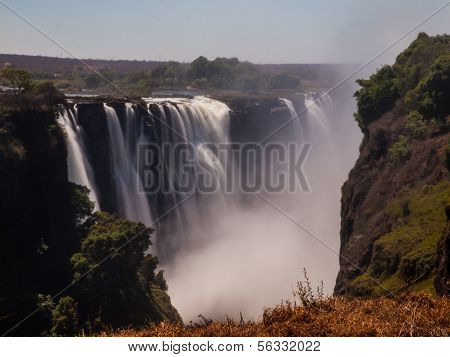 Main Cataract Of Victoria Falls