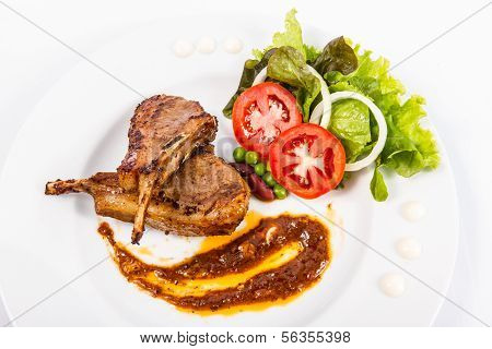Grilled Lamb Chops  With Vegetables