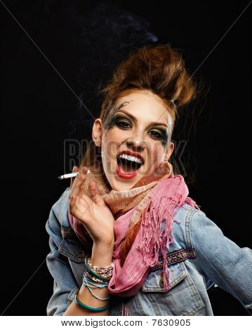 Glam Punk Girl kouření