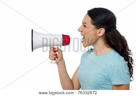 Attention All ! Listen To Me !