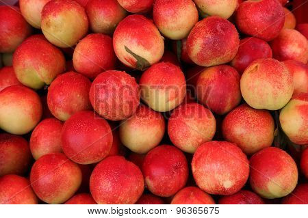 Red peaches in china's market