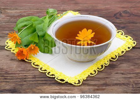 Fresh Tea With Calendula