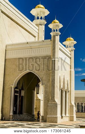 Sultan Omar Ali Saifuddin Mosque
