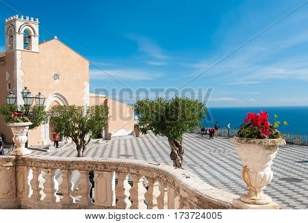 A Tour In Sicily