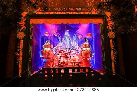 Paris, France-november 25, 2018 : The Christmas Showcase In Galerie Lafayette Shopping Center On Bou