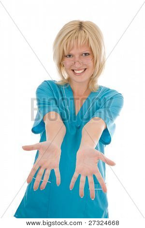 attraente dottore femmina isolato su bianco