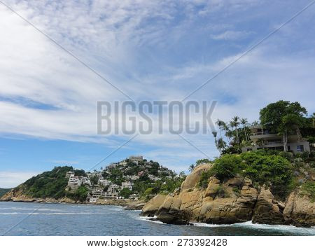 Bordered Of Mountains, The Bay Offers A Superblandscape But Was Difficult To Arrange, Blocking The H