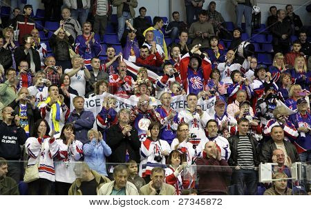 Británie-hokejové fanoušky