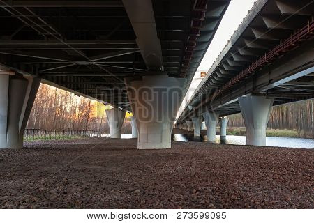 Support Of The Overpass Of The Western High-speed Diameter - Automobile Highway