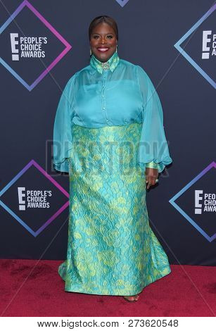 LOS ANGELES - NOV 11:  Retta arrives for the 2018 People's Choice Awards on November 11, 2018 in Santa Monica, CA