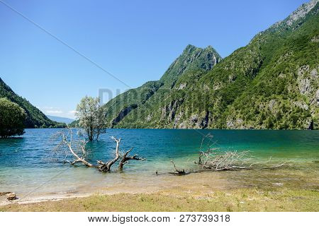 Photo View Of Molveno Lake In Dolomites Italy