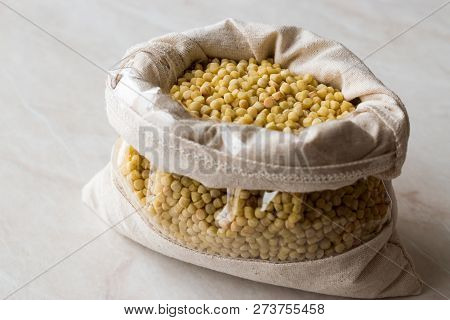 Raw Dry Organic Couscous In Sack / Turkish Kuskus