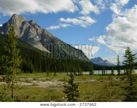 Canadian Rockies güzel görünümü
