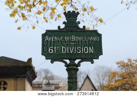 Paris, France - November 2017: Pere Lachaise Cemetery In Paris, France