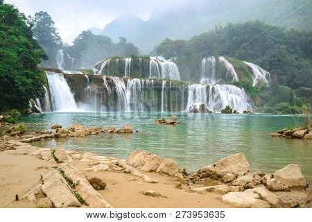 Ban Gioc Waterfall Or Detian Falls, Vietnam's Best-known Waterfall Located In Cao Bang Border With C