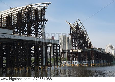 The Unfinished Bridge Over The Haihe River In Tianjin Binhai New Area