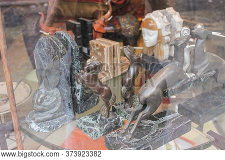 Vintage Objets Store Shop Decoration Interior Retro