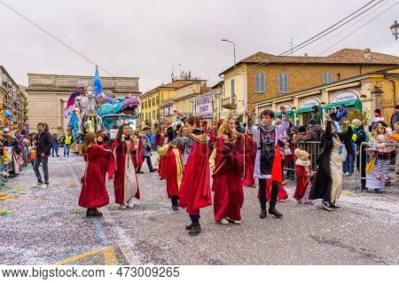 Crema, Italy - February 26, 2023: Carnival Parade, With Dancers In Costumes, Allegorical Figure Wago