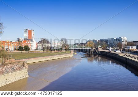 Bremerhaven, Germany - March 09, 2022: River Geeste Flowing Through The City Center Of Bremerhaven, 