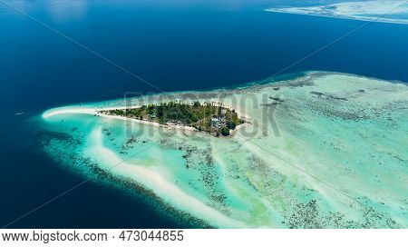 Tropical Island Sibuan With Sandy Beach And Coral Reef. Tun Sakaran Marine Park. Borneo, Sabah, Mala