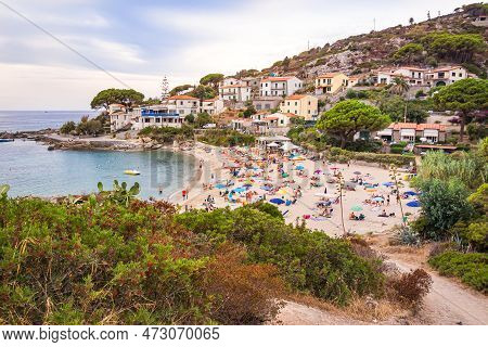 Seccheto, Elba Island, Province Of Livorno Italy - September 14 2021 View Over Sandy Colorful Beach 