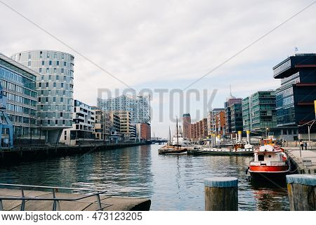 Cityscape Of Sandtorhafen Canal, Hamburg Speicherstadt And Hafencity