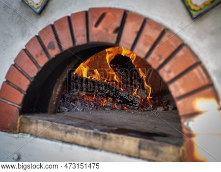 Brick Oven Pizza Cooker Ready To Place Pizza In