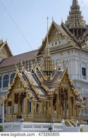 Phra Tinang Aporn Phimok Prasat Pavilion In The Grand Palace In Bangkok. The Palace Has Been The Off