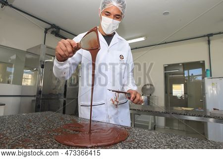 Ilheus, Bahia, Brazil - March 24, 2023: Production Of Chocolate By Students Of A Public School, In T