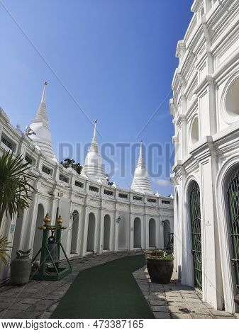 Bangkok, Thailand- 14 Feb, 2023: Wat Prayun Wongsawat Worawihan Buddhist Temple In Bangkok, Thailand